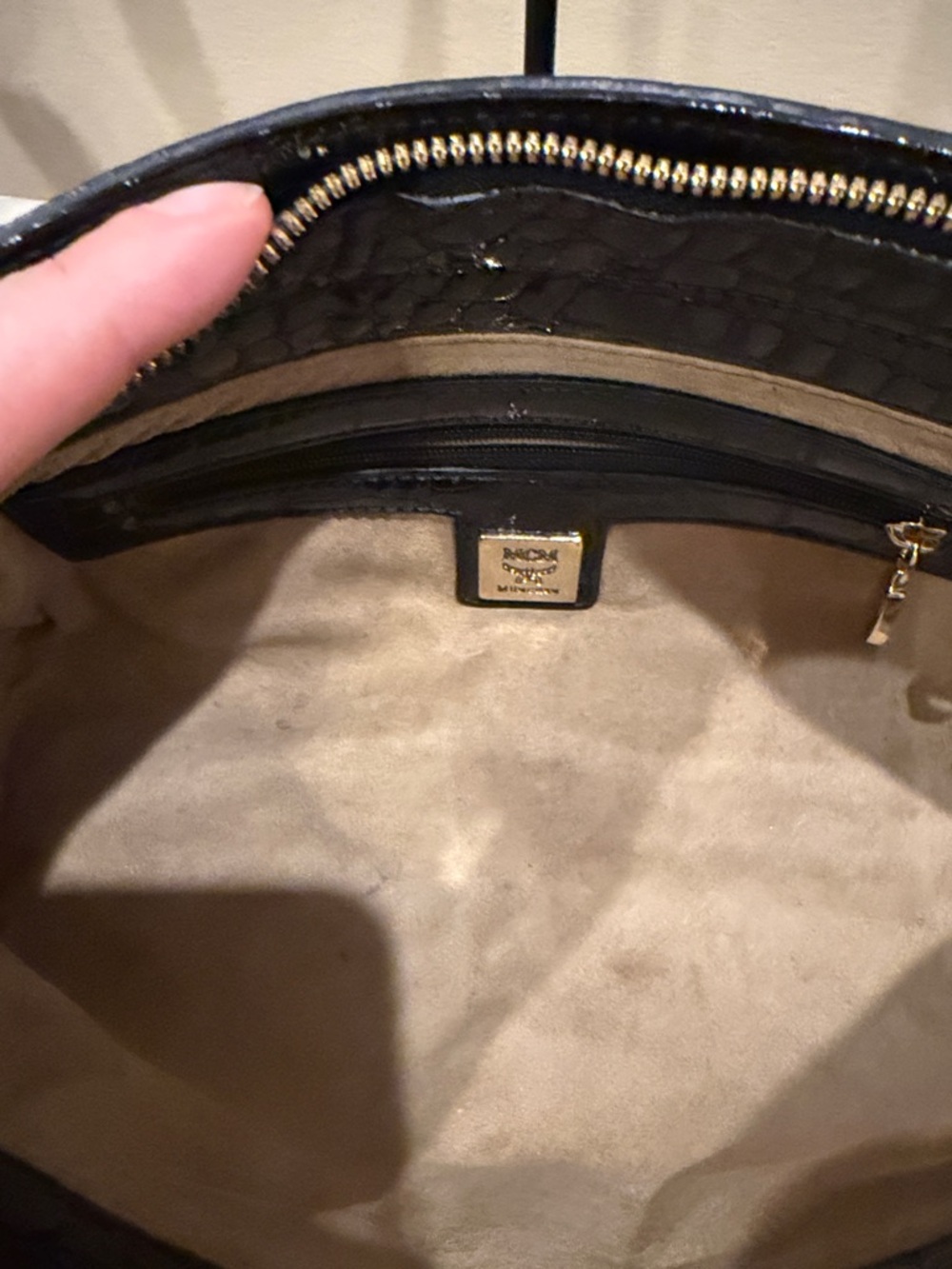 MCM Diamond Patchwork Python Clutch - Picture 7 of 8